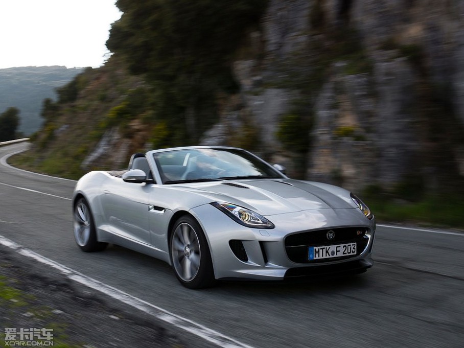 2015ݱF-TYPE V6 S