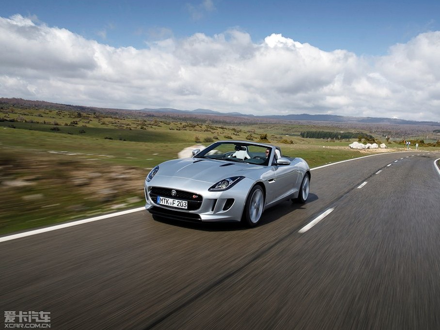 2015ݱF-TYPE V6 S