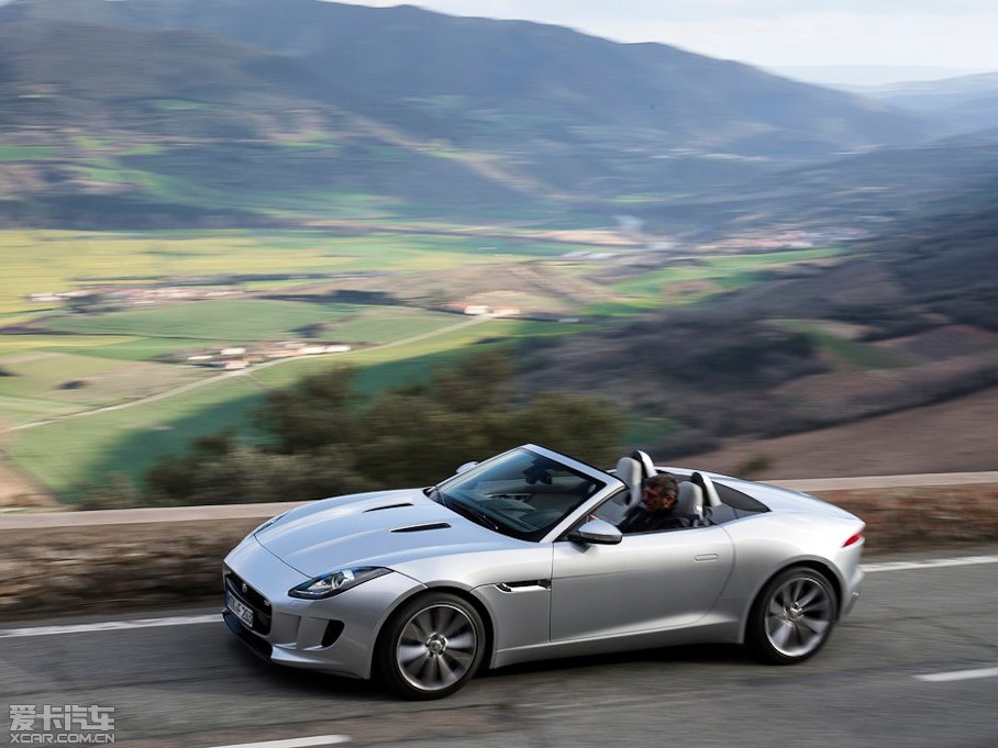 2015ݱF-TYPE V6 S