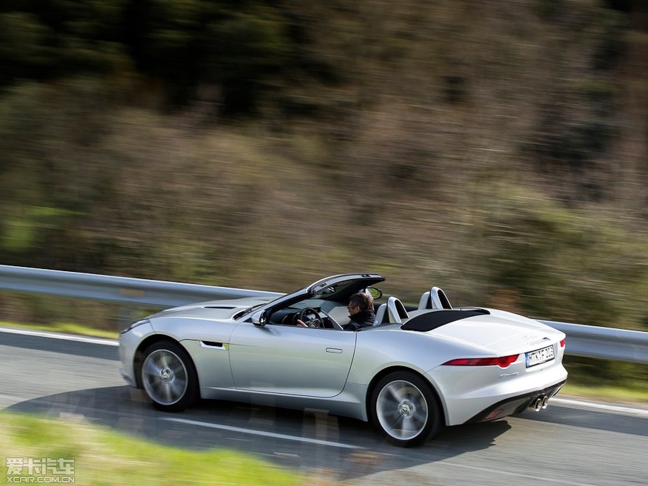 2015ݱF-TYPE V6 S