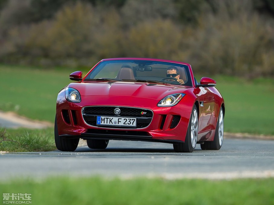 2013ݱF-TYPE V6 S