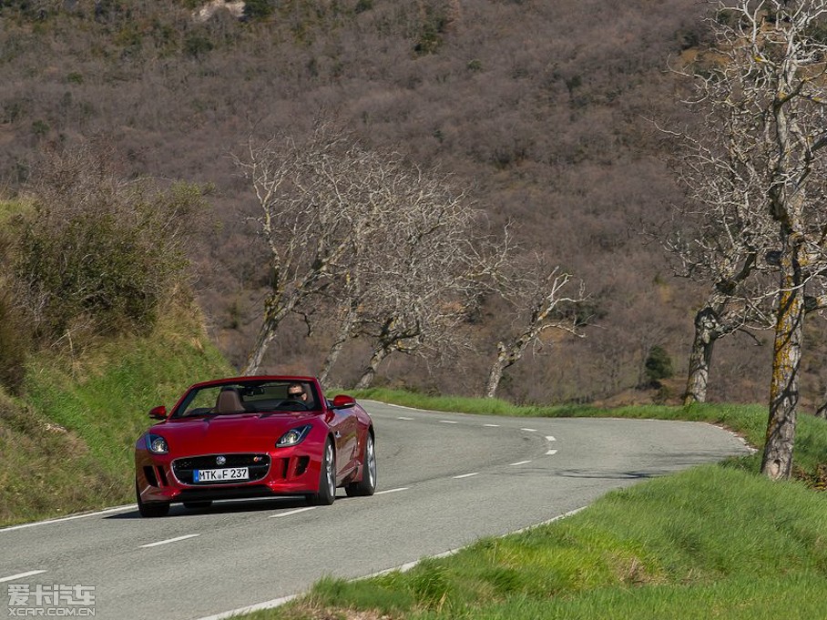 2015ݱF-TYPE V6 S