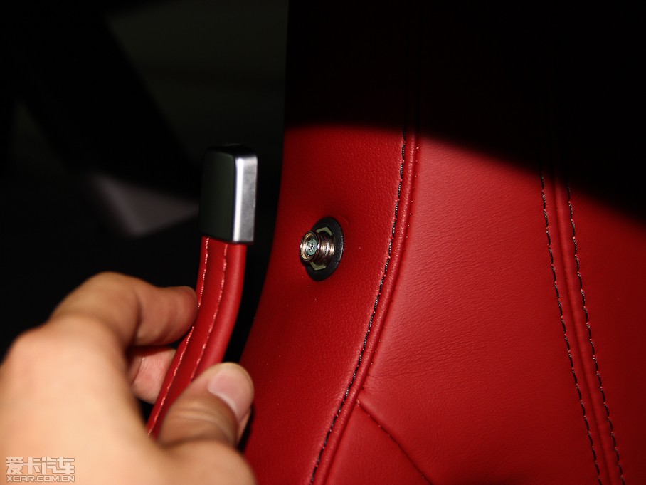 2015ݱF-TYPE 3.0T V6 S Ӳ