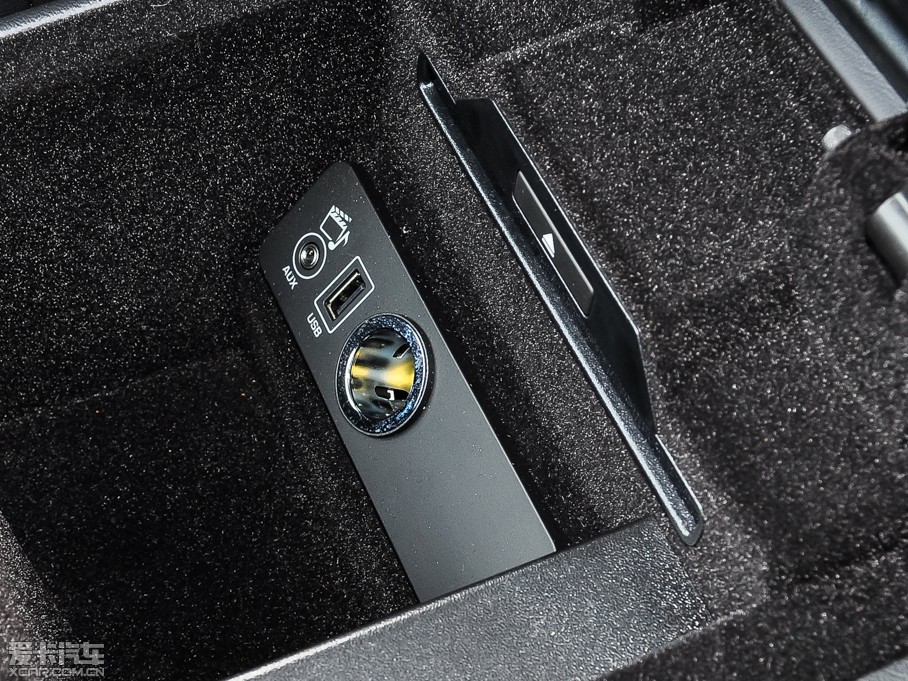 2015ݱF-TYPE 3.0T V6 S Ӳ