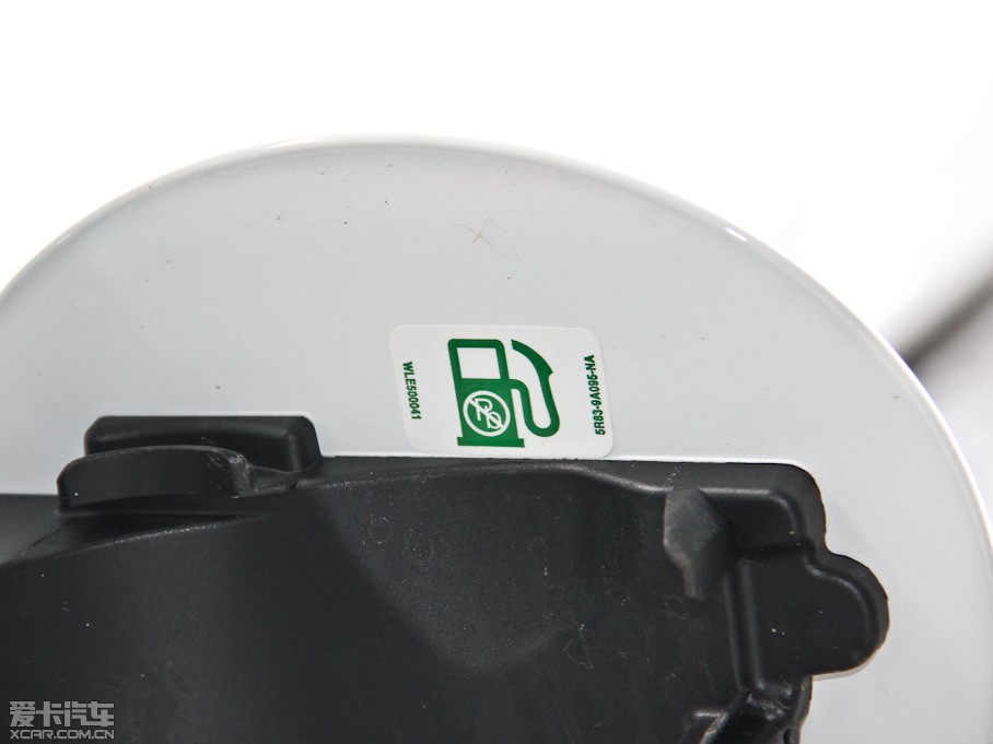 2015ݱF-TYPE 3.0T V6 Ӳ