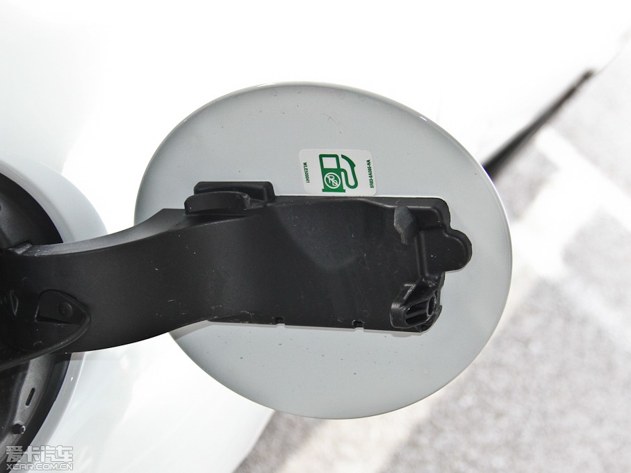 2015ݱF-TYPE 3.0T V6 Ӳ