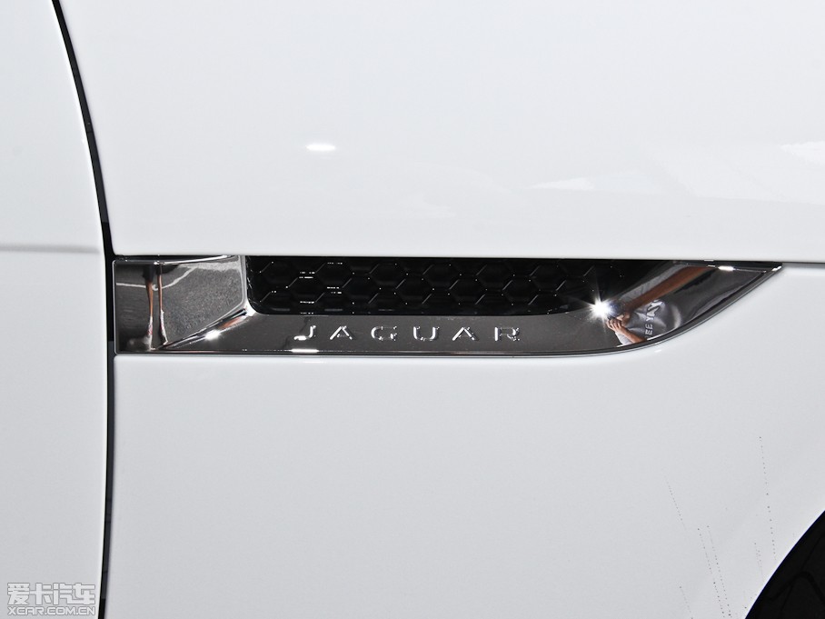 2015ݱF-TYPE 3.0T V6 Ӳ