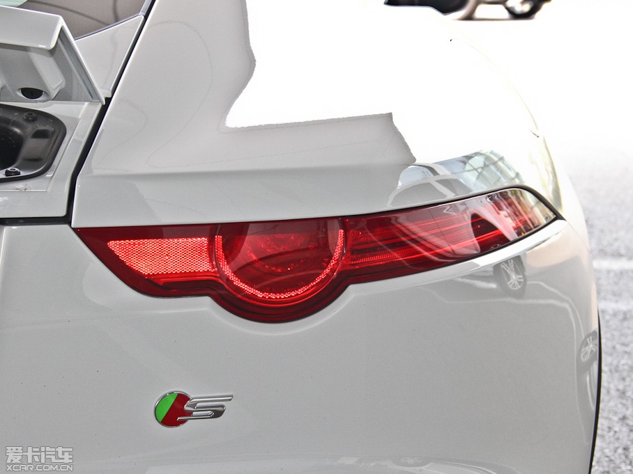 2015ݱF-TYPE 3.0T V6 Ӳ