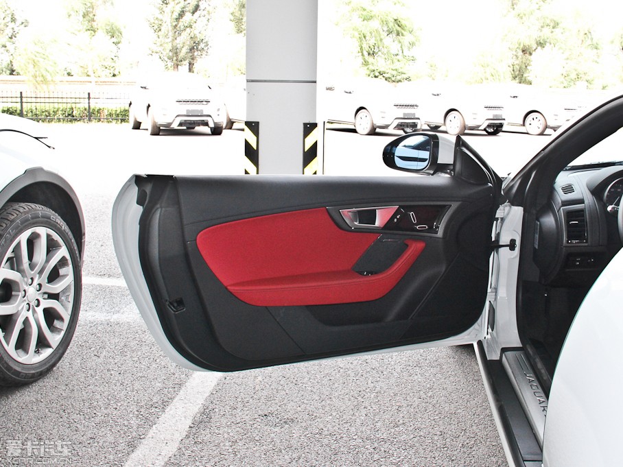 2015ݱF-TYPE 3.0T V6 Ӳ