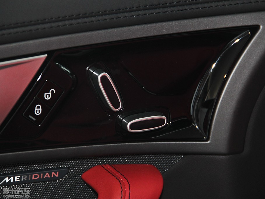 2015ݱF-TYPE 3.0T V6 Ӳ