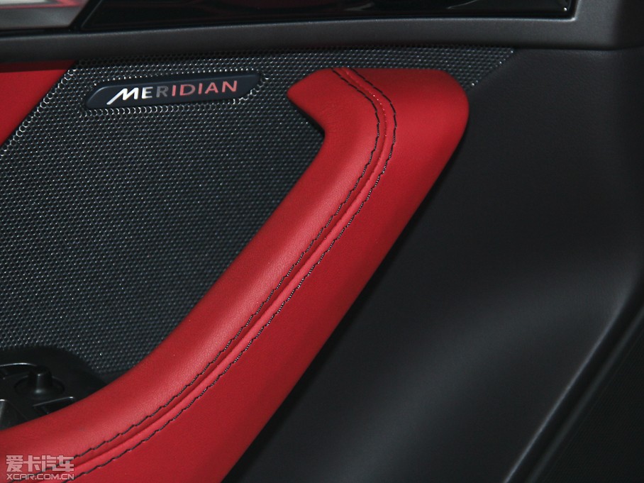 2015ݱF-TYPE 3.0T V6 Ӳ