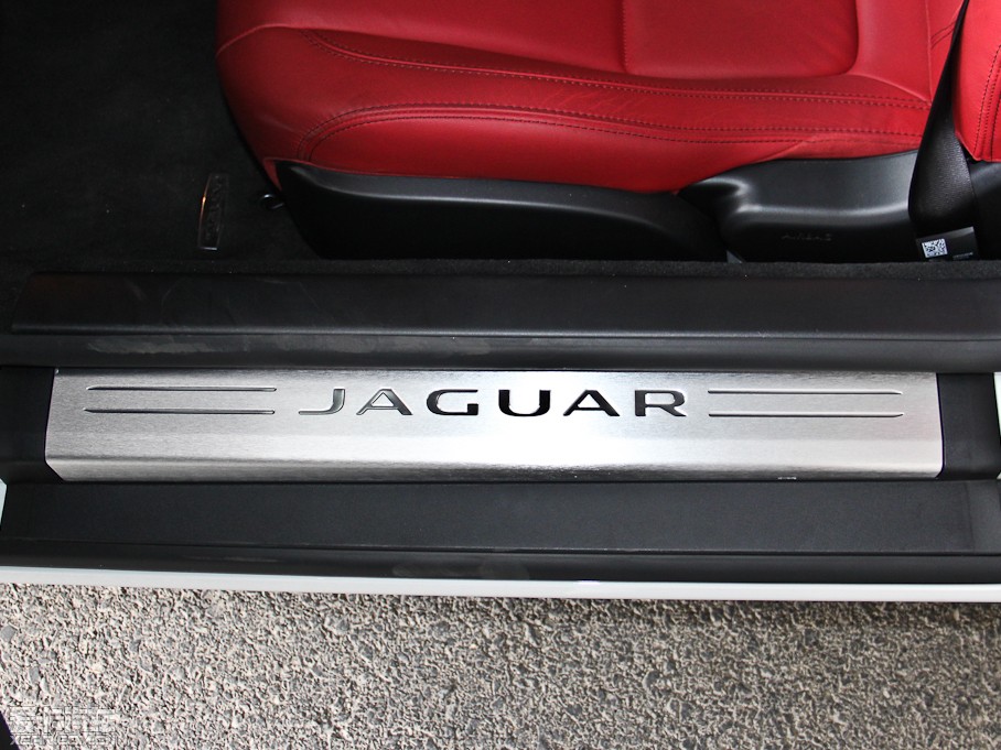 2015ݱF-TYPE 3.0T V6 Ӳ