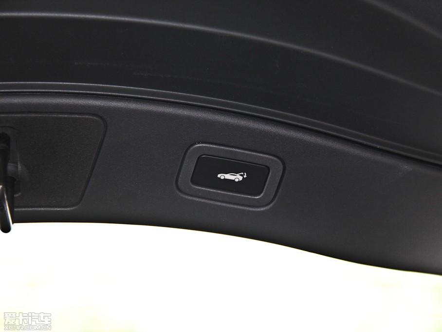 2015ݱF-TYPE 3.0T V6 Ӳ