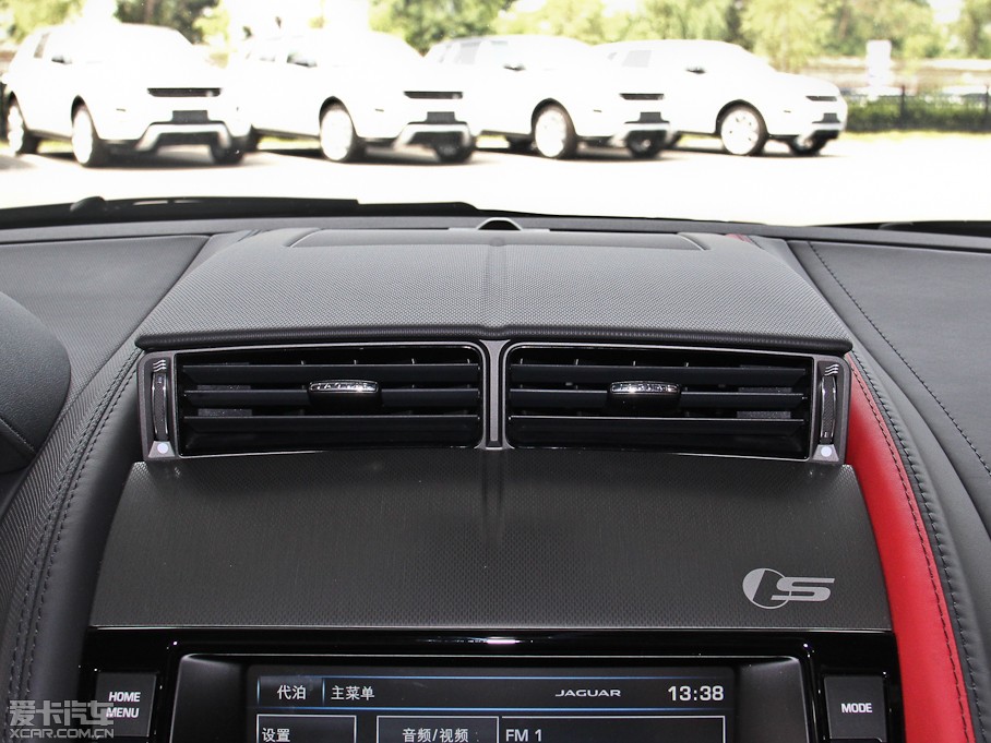 2015ݱF-TYPE 3.0T V6 Ӳ