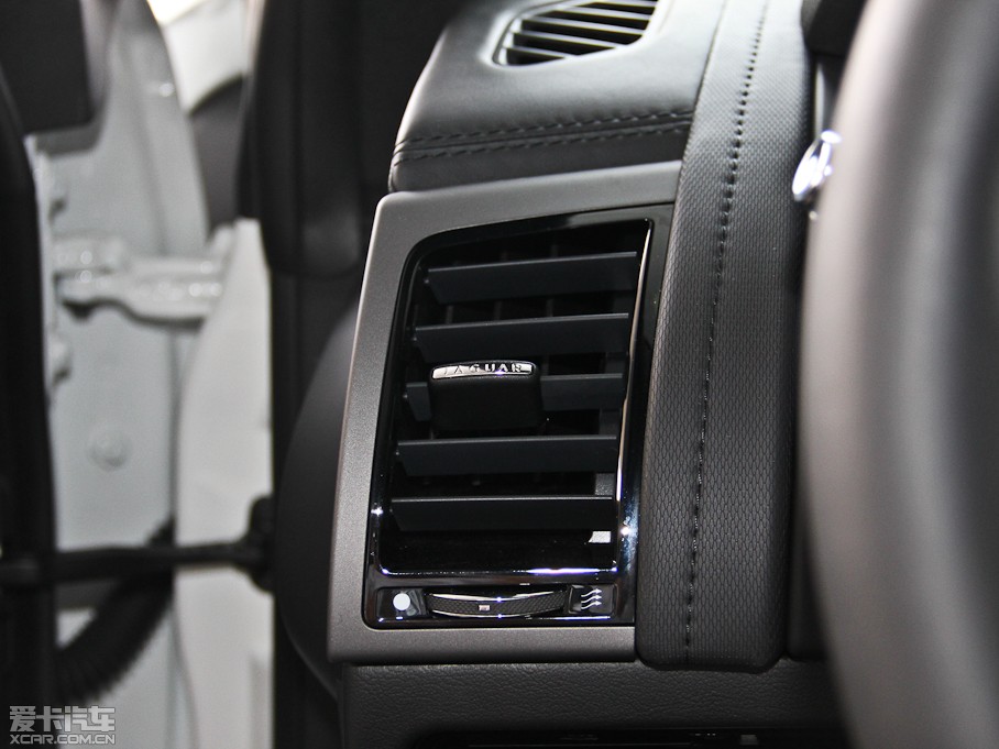 2015ݱF-TYPE 3.0T V6 Ӳ