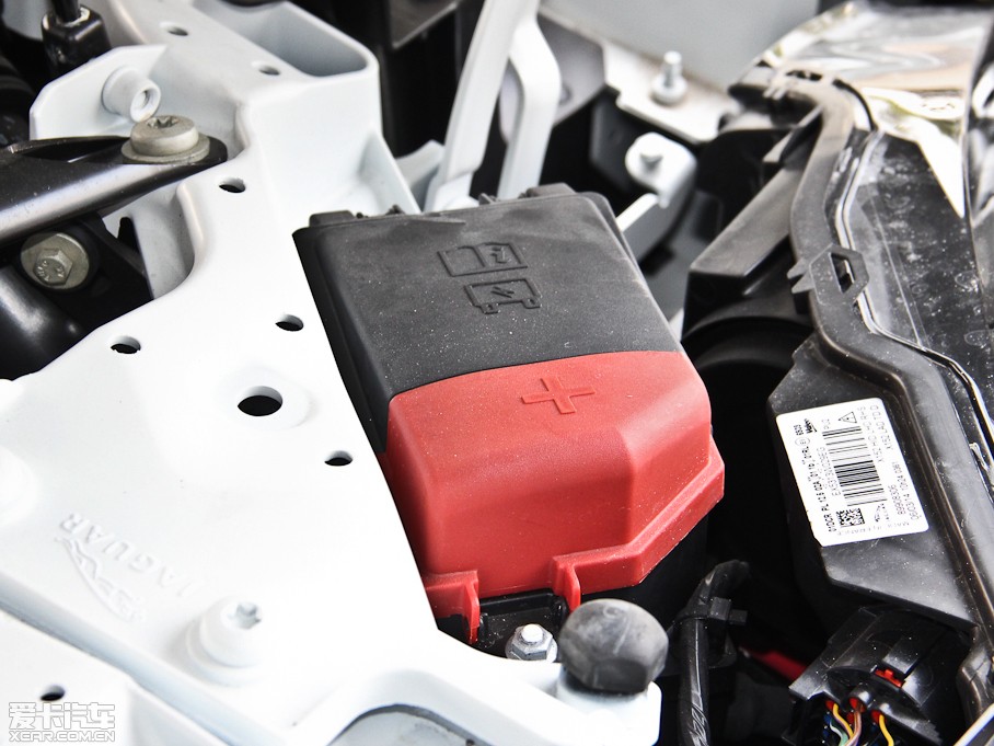 2015ݱF-TYPE 3.0T V6 Ӳ