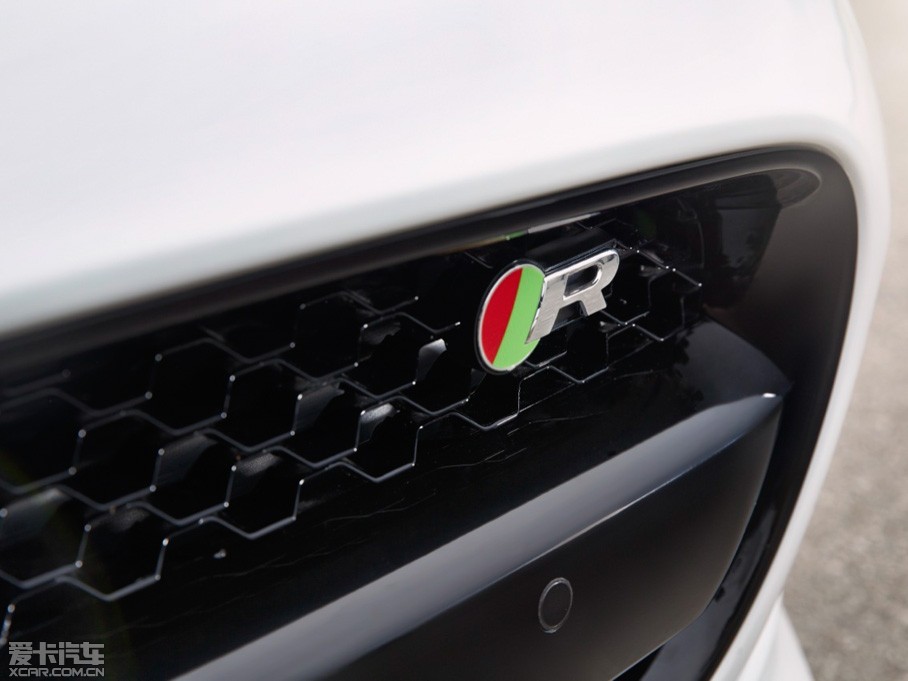 2015ݱF-TYPE 3.0T V6 Ӳ