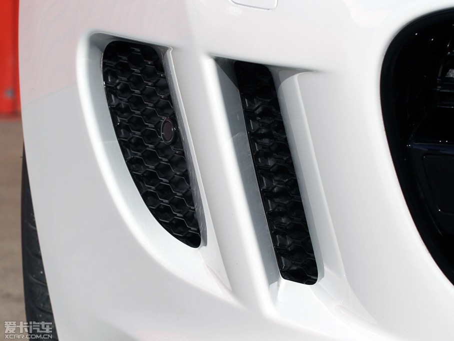 2015��ݱ�F-TYPE 5.0T V8 R Ӳ�