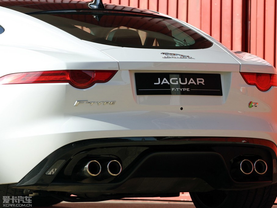 2015��ݱ�F-TYPE 5.0T V8 R Ӳ�