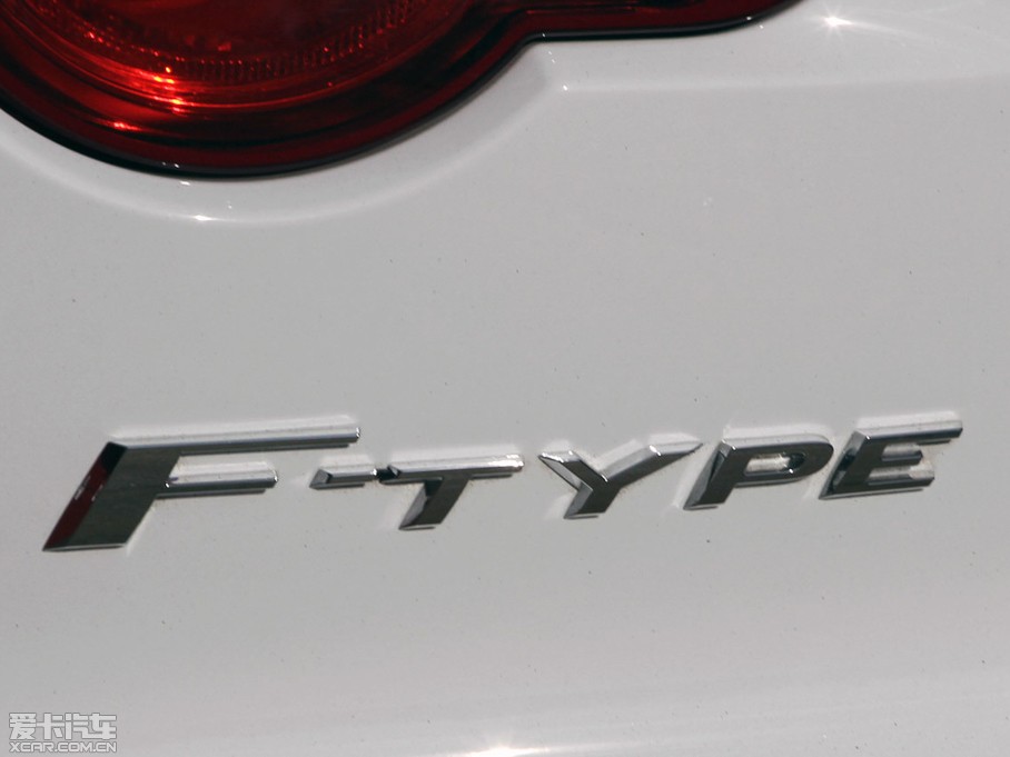 2015��ݱ�F-TYPE 5.0T V8 R Ӳ�