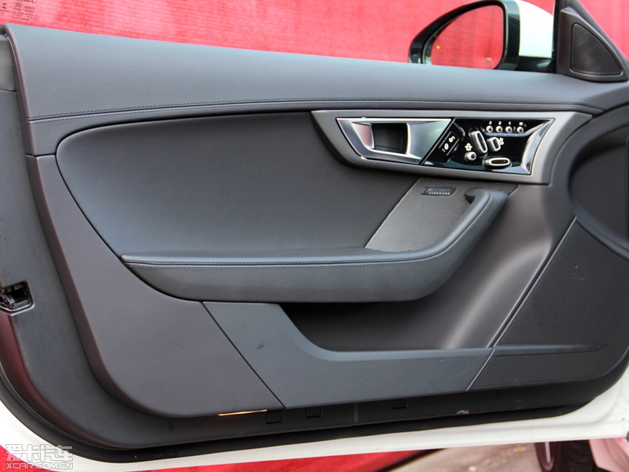 2015��ݱ�F-TYPE 5.0T V8 R Ӳ�