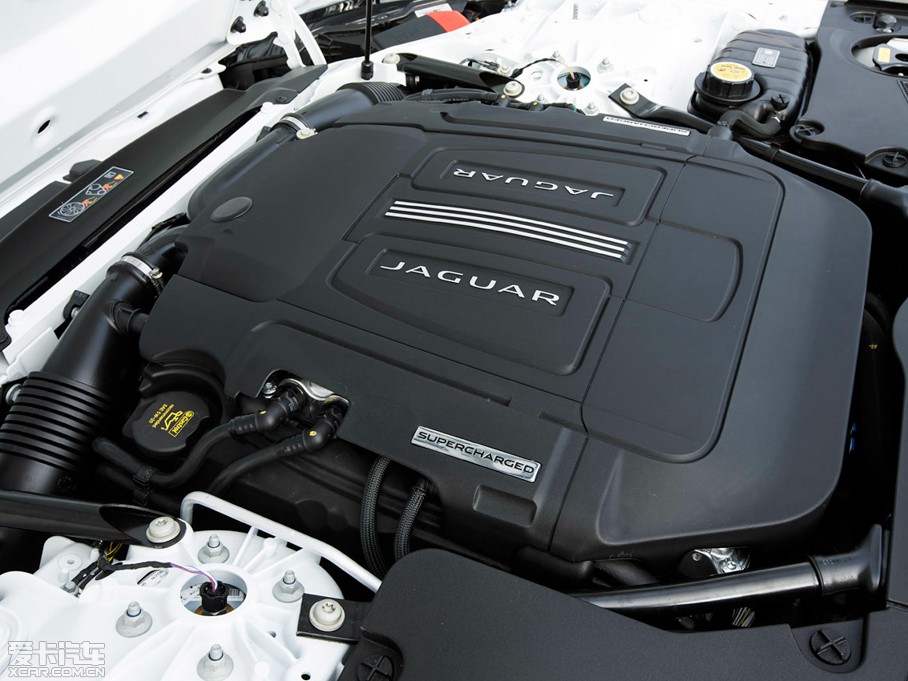 2015��ݱ�F-TYPE 5.0T V8 R Ӳ�