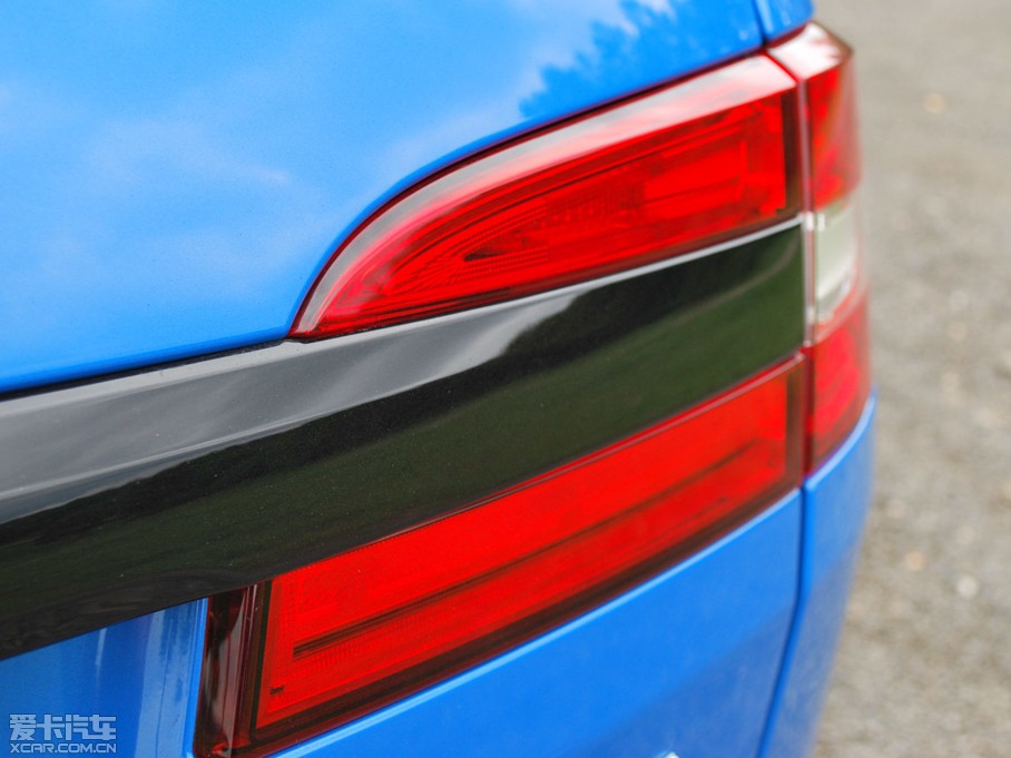 2014ݱXF R-S Sportbrake