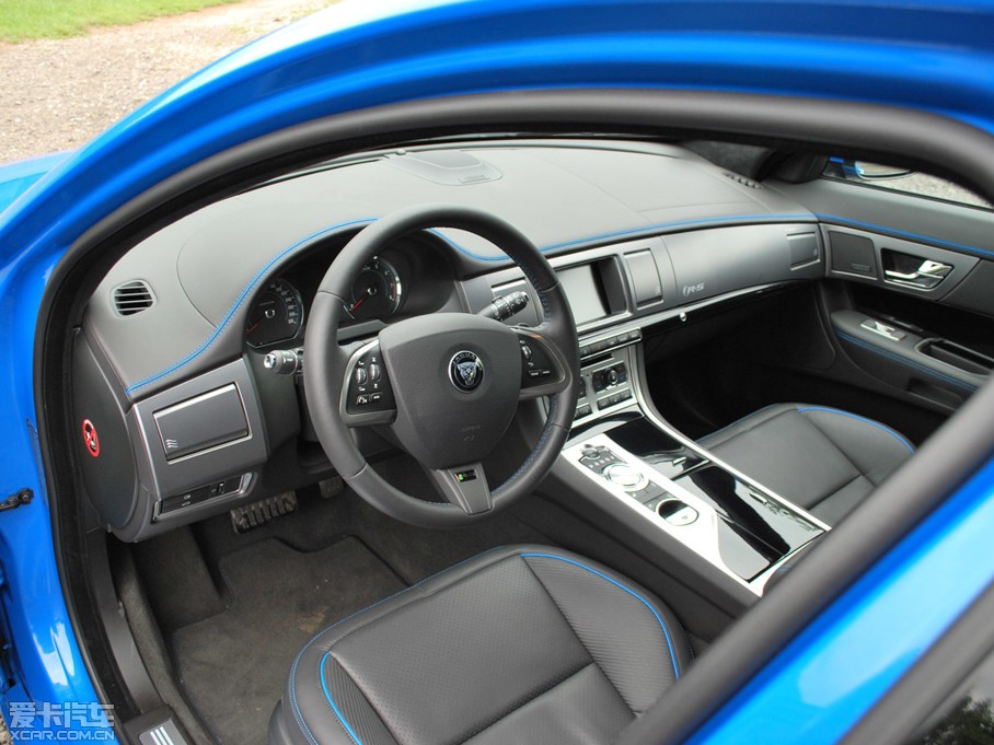 2014ݱXF R-S Sportbrake