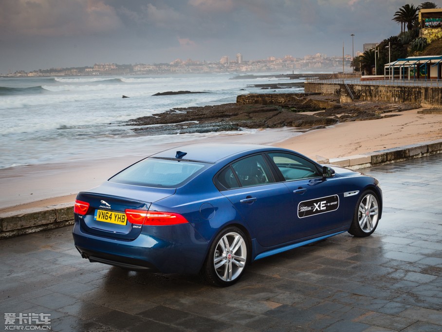 2015ݱXE 2.0T 240PS R-SPORT