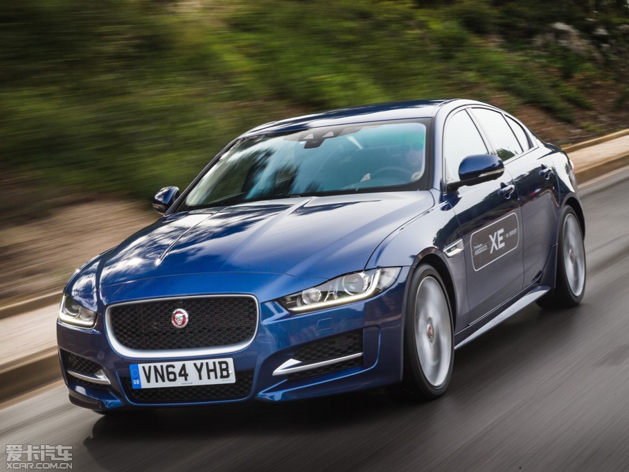 2015ݱXE 2.0T 240PS R-SPORT