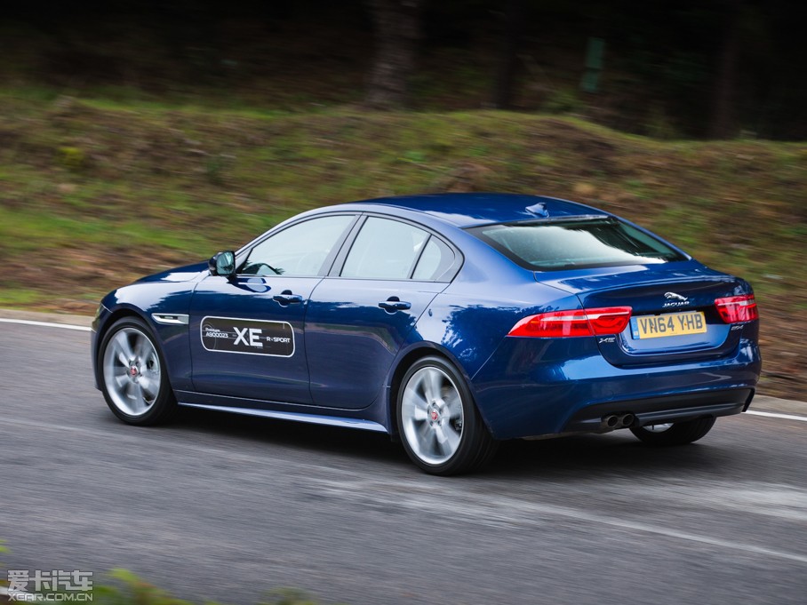 2015ݱXE 2.0T 240PS R-SPORT