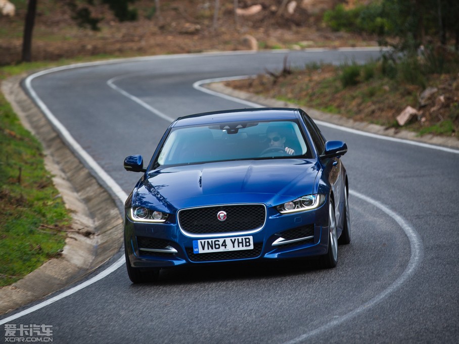 2015ݱXE 2.0T 240PS R-SPORT