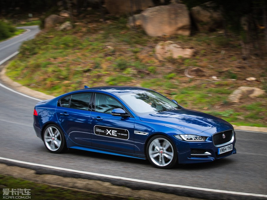 2015ݱXE 2.0T 240PS R-SPORT