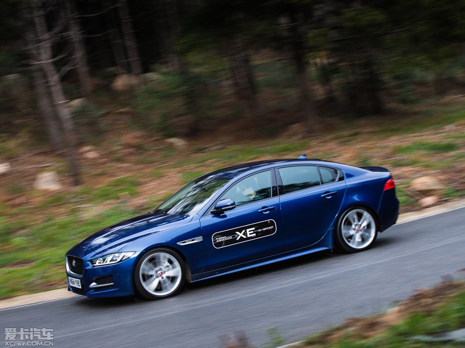 2015ݱXE 2.0T 240PS R-SPORT