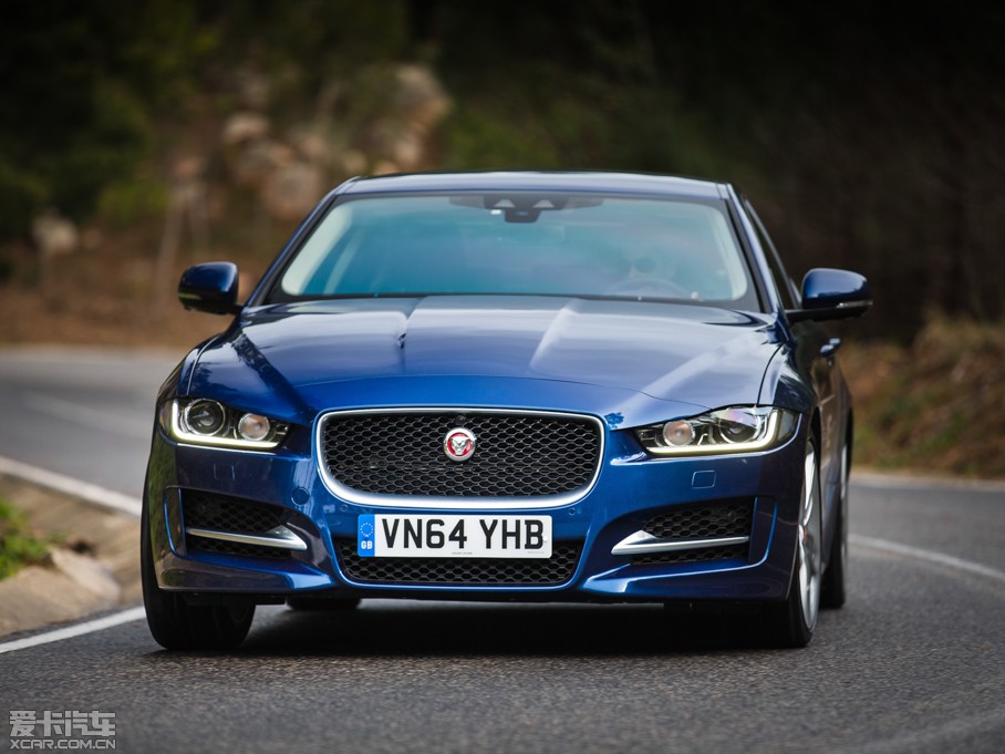 2015ݱXE 2.0T 240PS R-SPORT