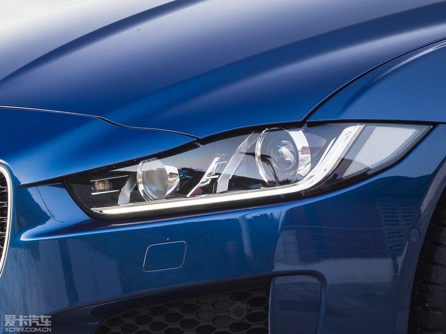 2015ݱXE 2.0T 240PS R-SPORT