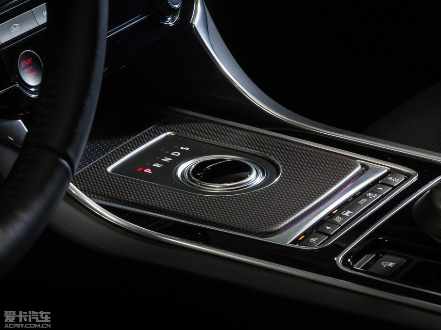 2015ݱXE 2.0T 240PS R-SPORT