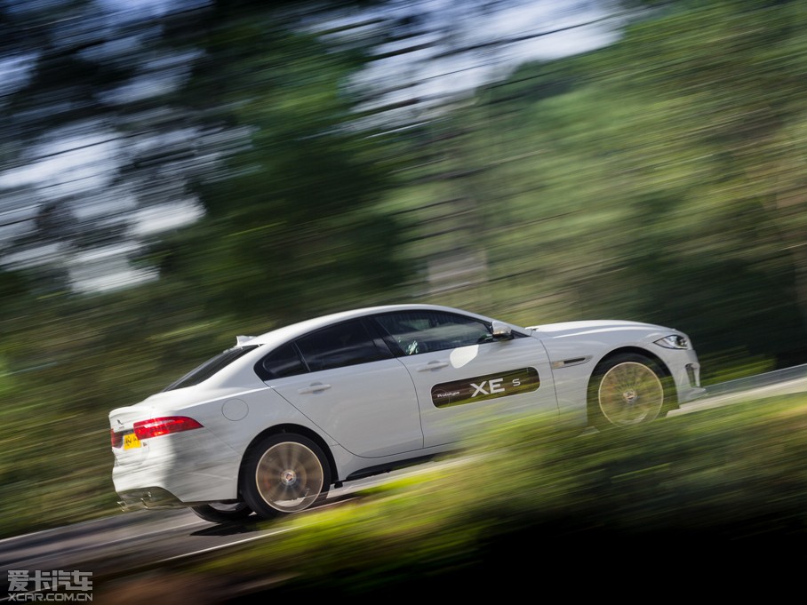 2015ݱXE 3.0T 340PS S