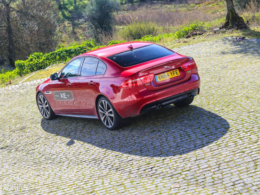 2015ݱXE 3.0T 340PS S