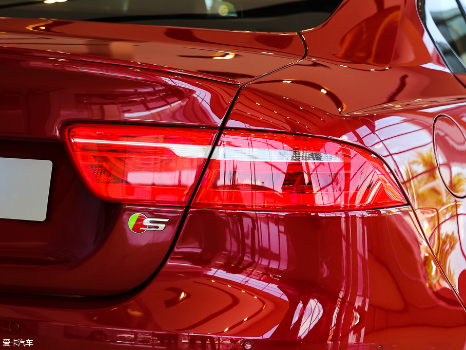 2015ݱXE 3.0T 340PS S