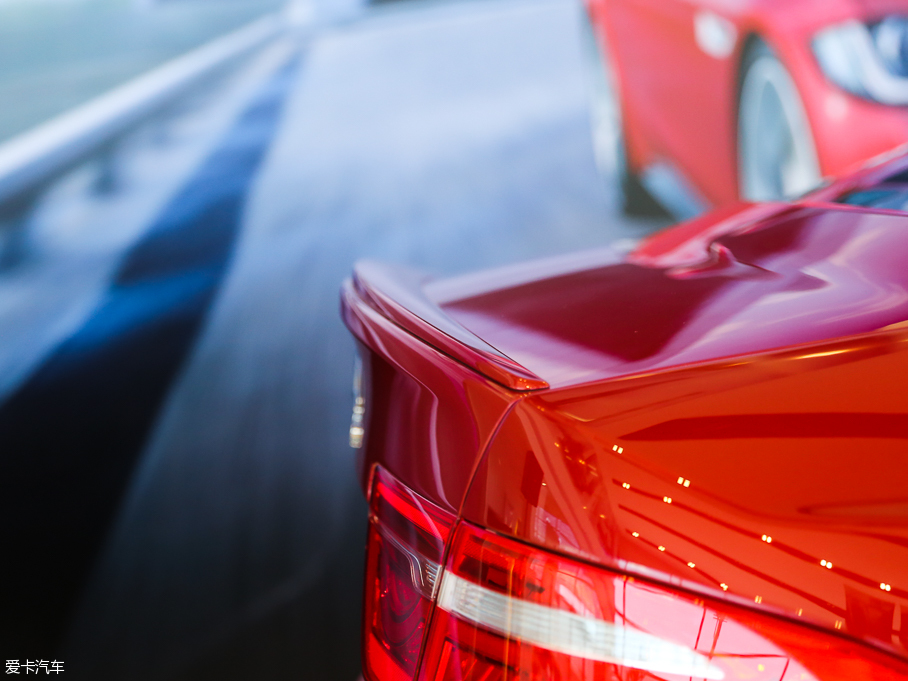 2015ݱXE 3.0T 340PS S