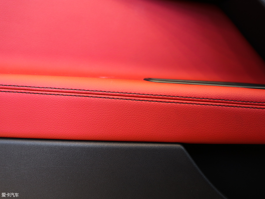 2015ݱXE 3.0T 340PS S