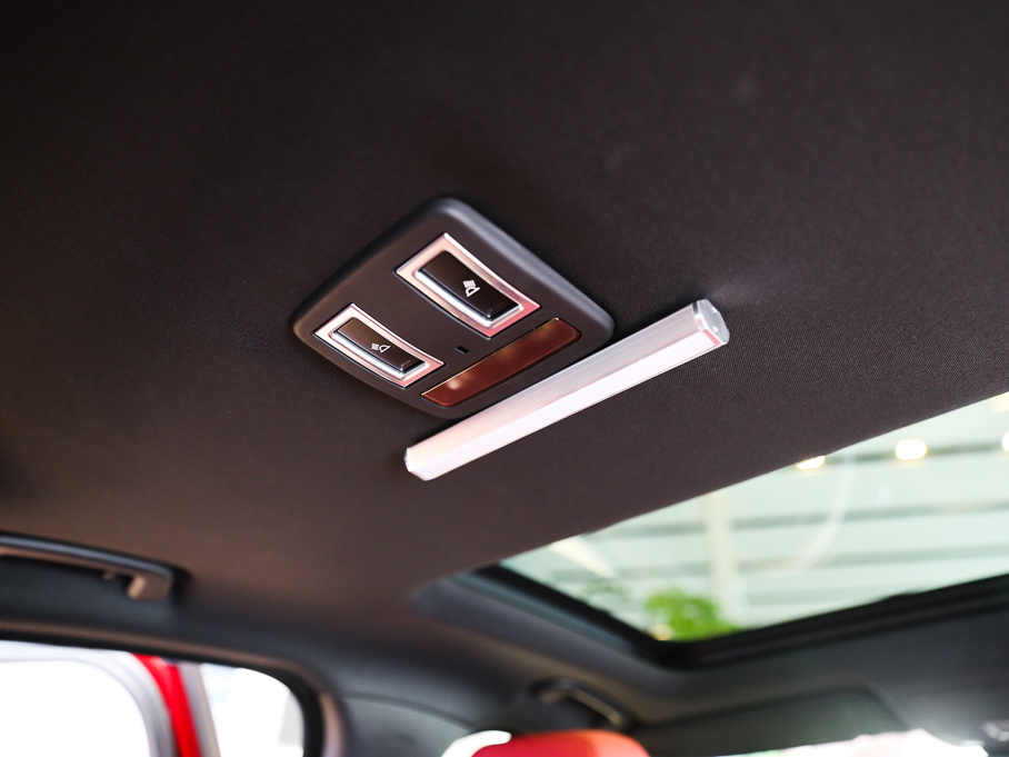 2015ݱXE 3.0T 340PS S