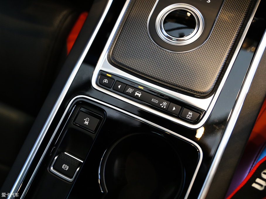 2015ݱXE 3.0T 340PS S