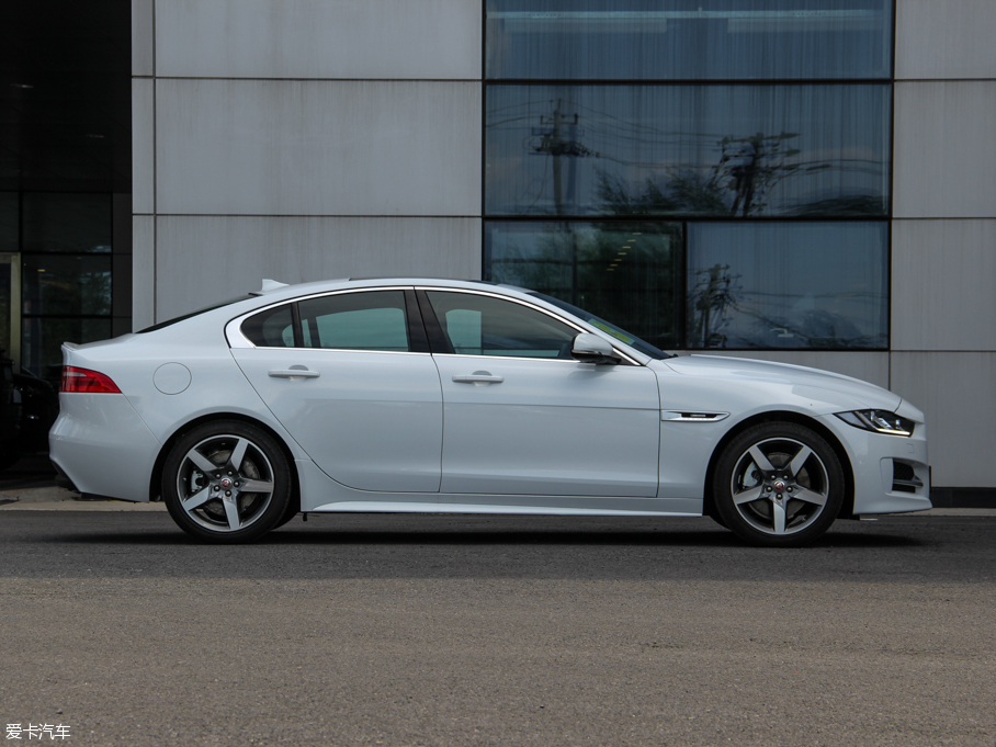 2015ݱXE 2.0T 200PS R-SPORT