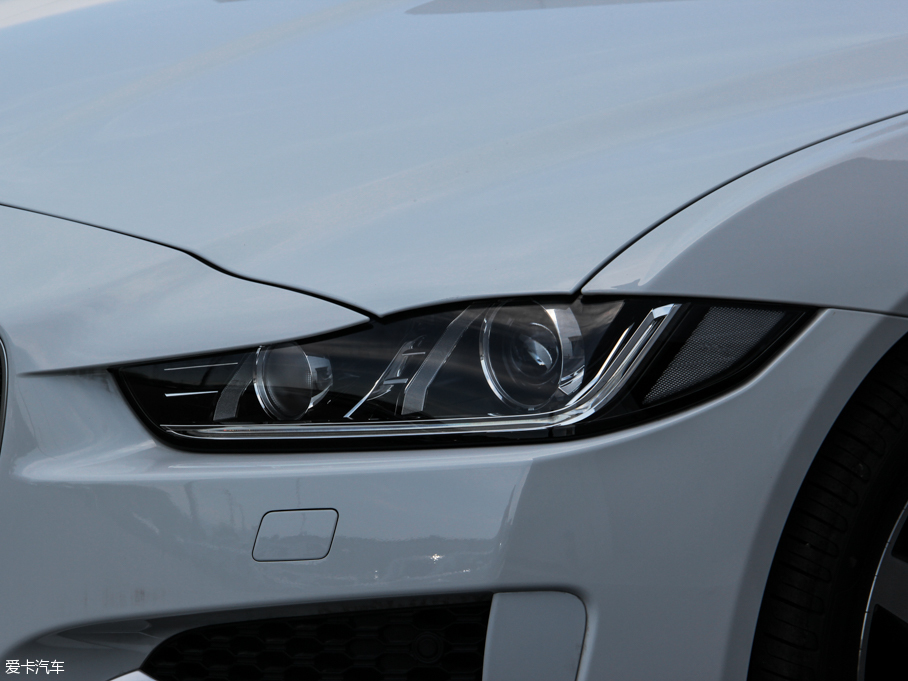 2015ݱXE 2.0T 200PS R-SPORT