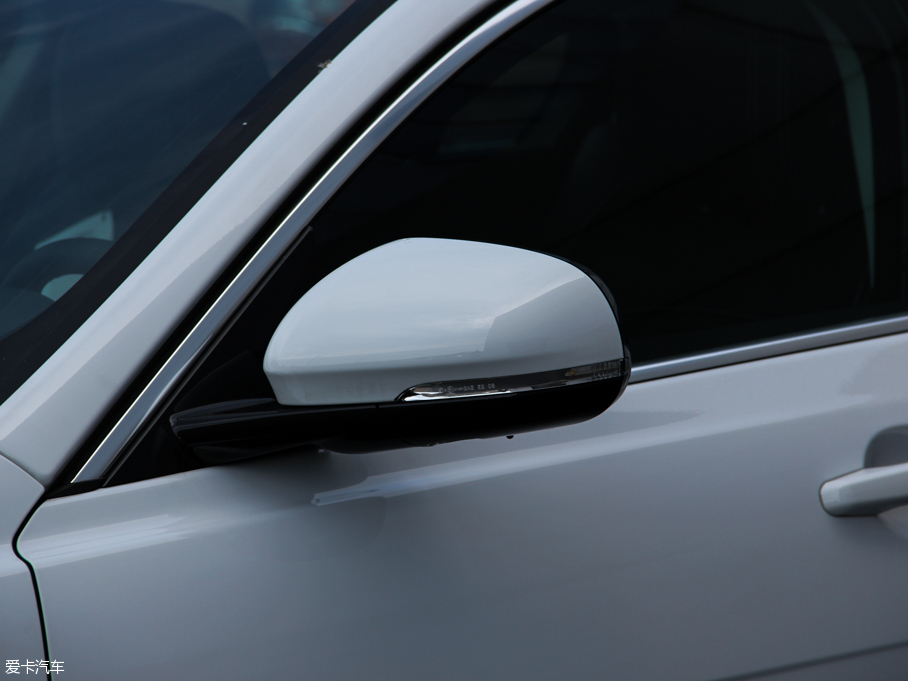 2015ݱXE 2.0T 200PS R-SPORT