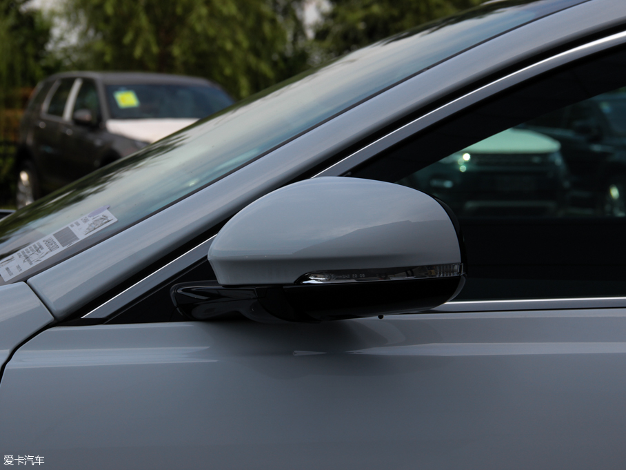 2015ݱXE 2.0T 200PS R-SPORT