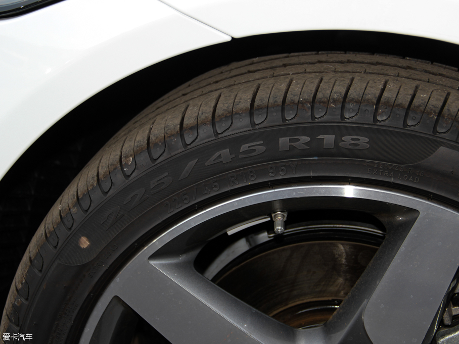 2015ݱXE 2.0T 200PS R-SPORT