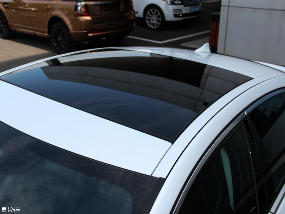 2015ݱXE 2.0T 200PS R-SPORT